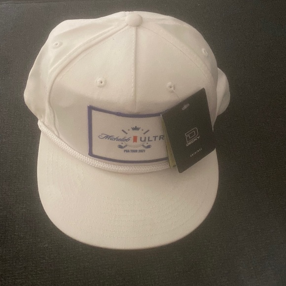 Never worn, white Decky Michelob Ultra PGA Tour 2021 SnapBack hat. - Picture 6 of 6